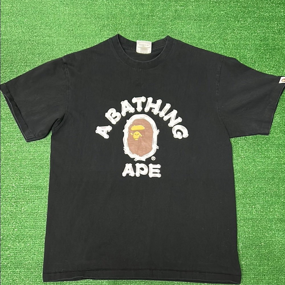Bape college tee size M (USED)